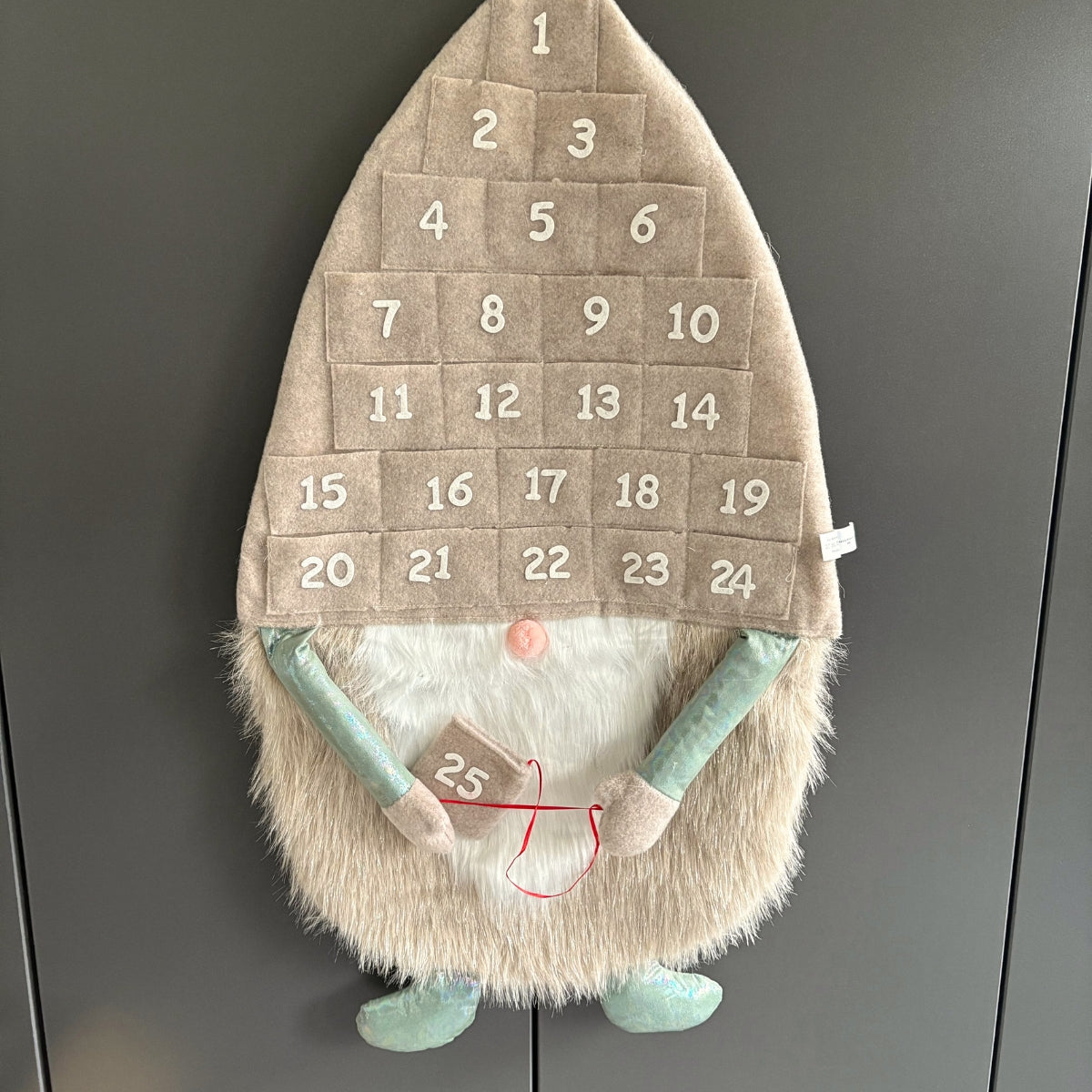 Calendrier de l’Avent « Gnome» 86 cm –Géant à poil long