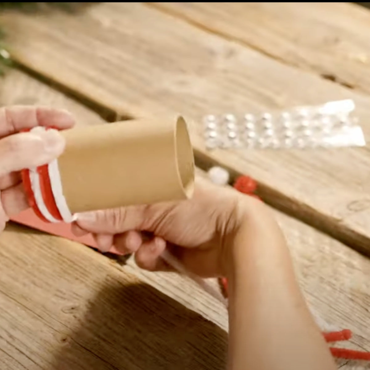 DIY Calendrier de l'Avent enfant - Recyclage 24 projets créatifs