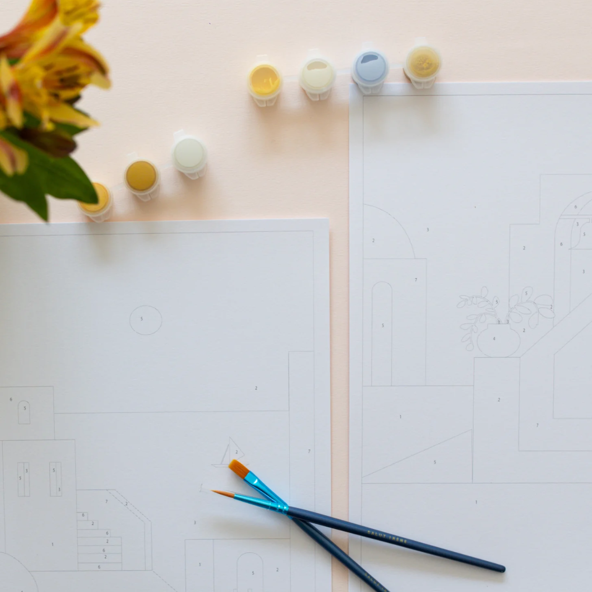 Lot de 2 peintures à numéros : Petites ruelles