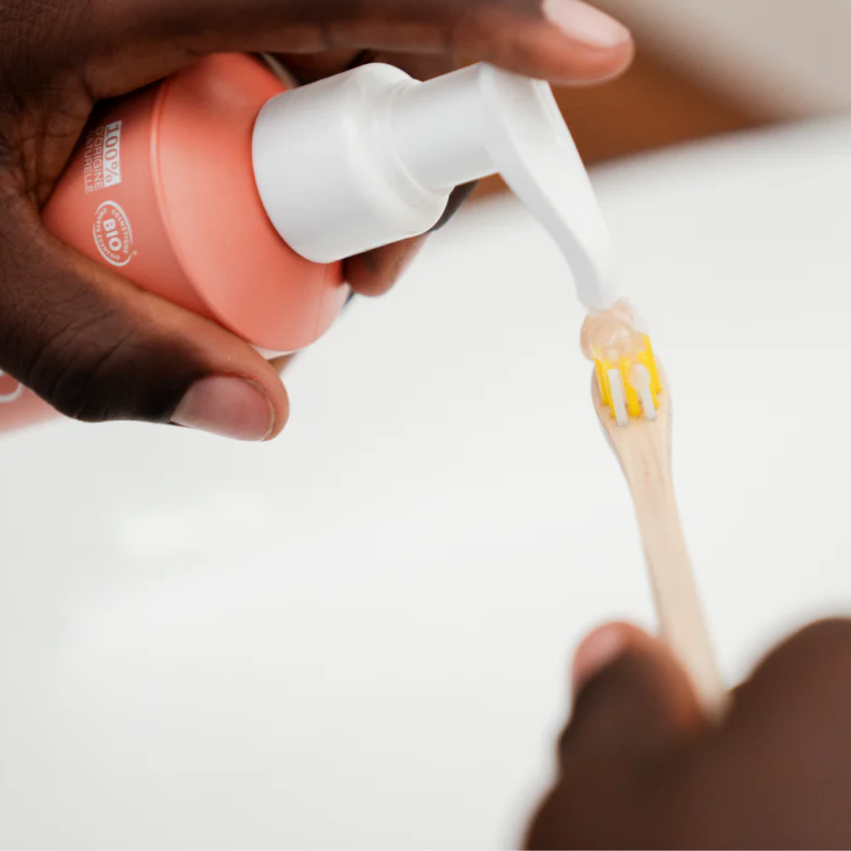 Dentifrice enfants avec fluor - goût fruit rouges