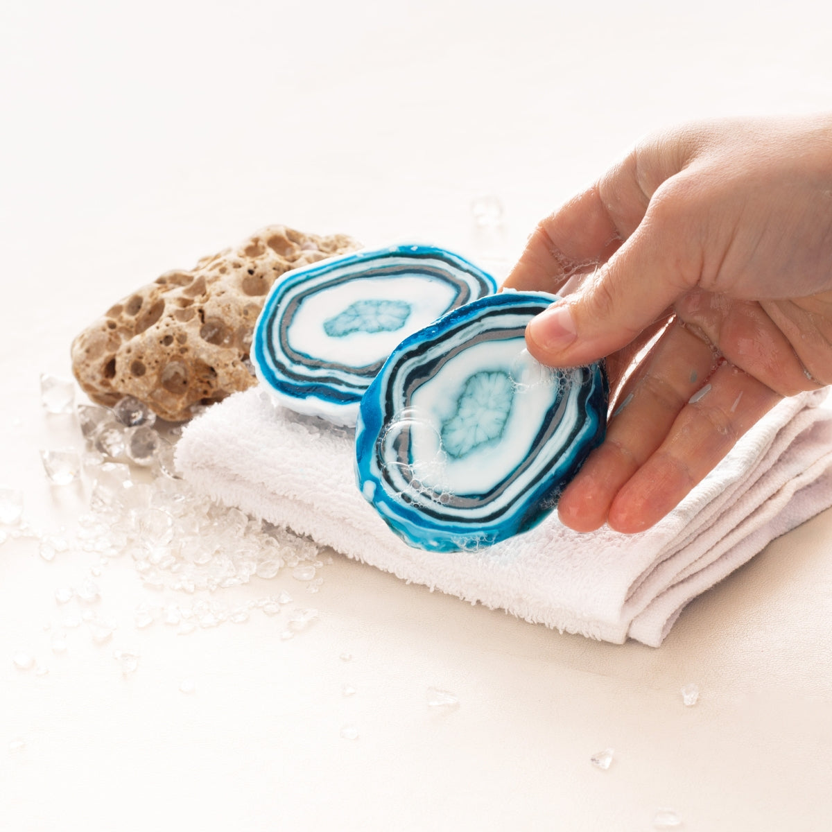 Kit Savons Cœur de Géode – DIY Créatif
