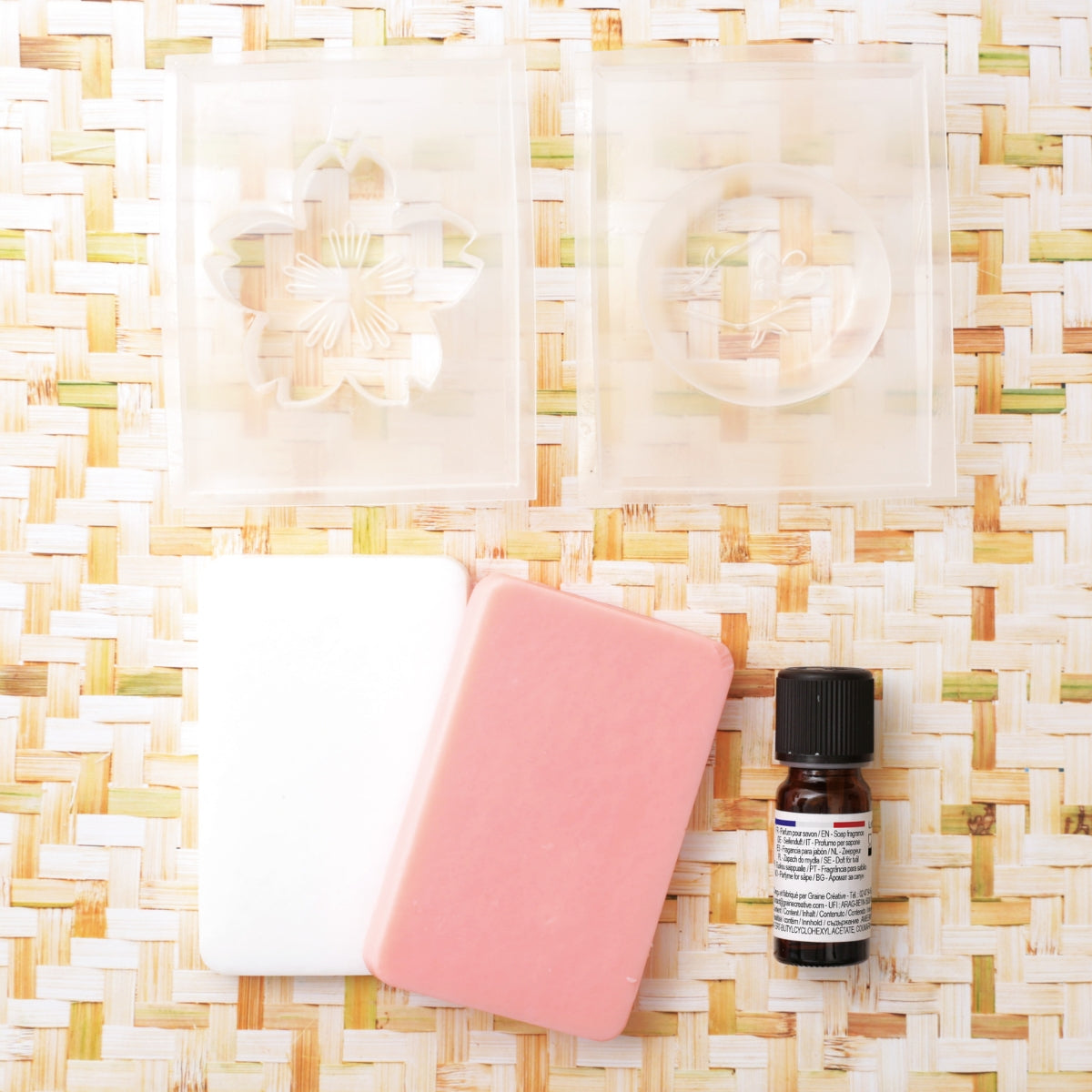 Kit 4 Savons Fleur de Cerisier – DIY Créatif