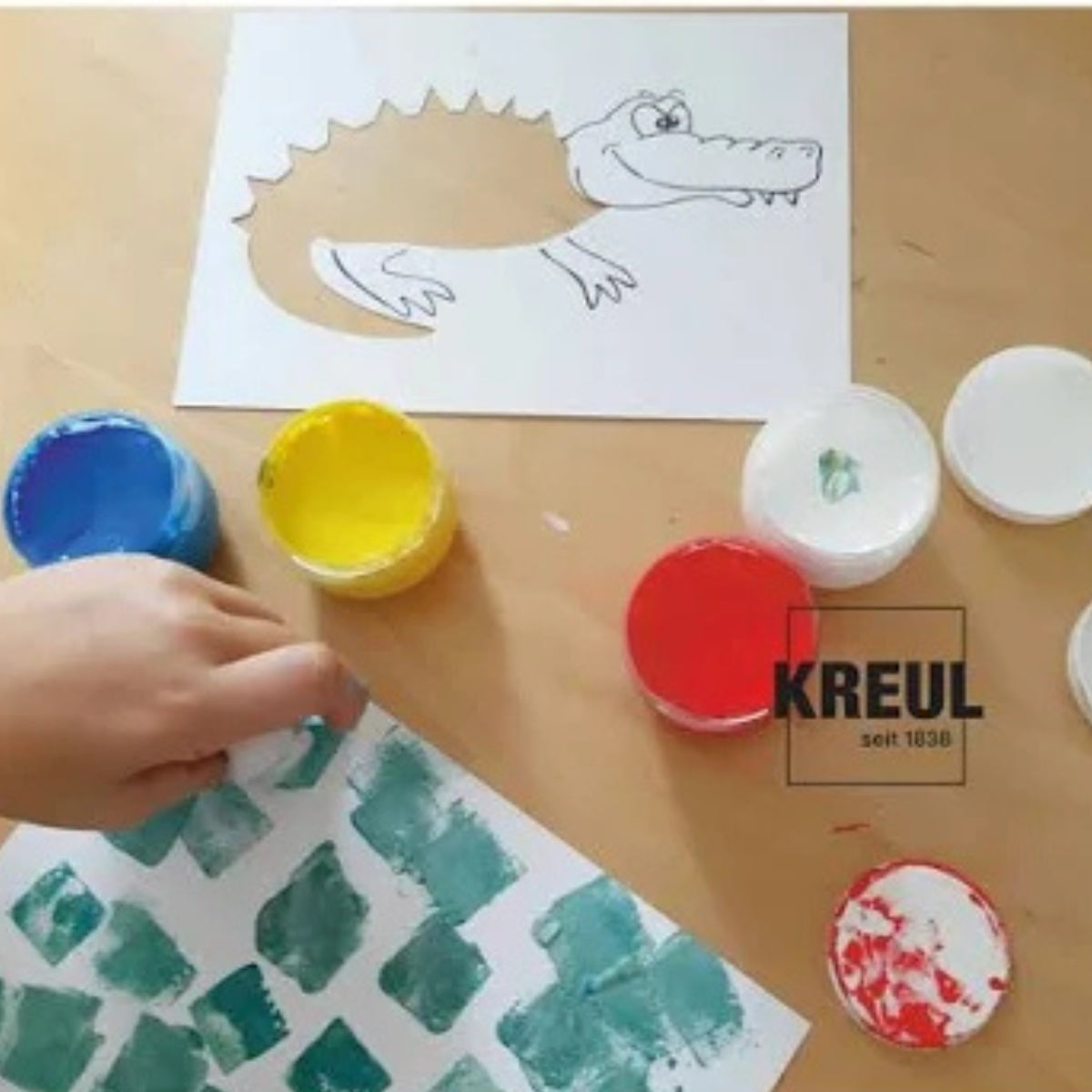 Peinture aux doigts - Animaux avec épines, pelage et écailles