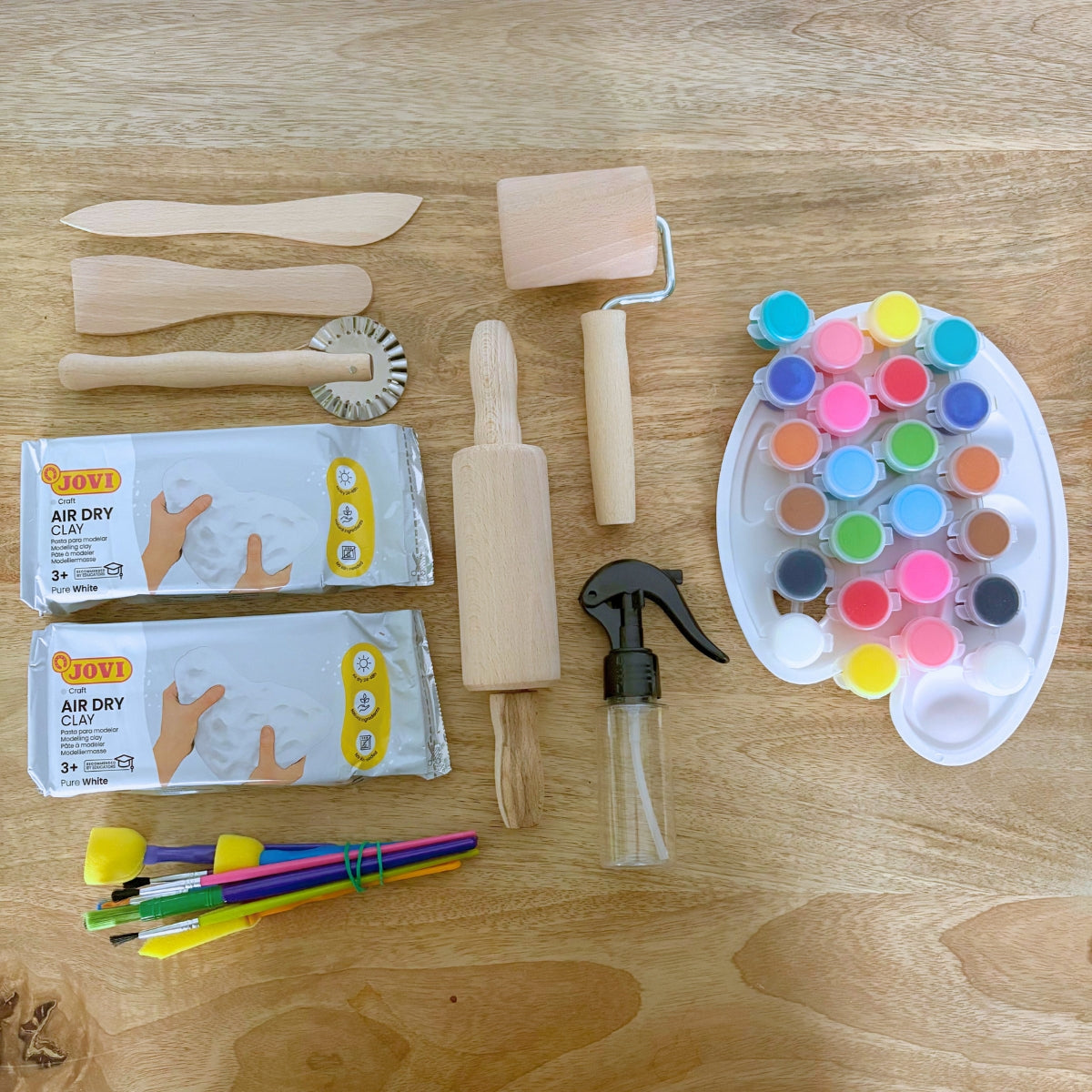 Kit argile blanche + outils de cuisine pour enfants