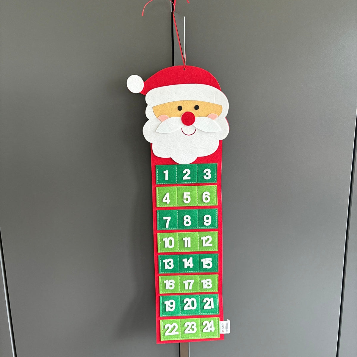 Calendrier de l’Avent à suspendre père noël – 24 pochettes en feutrine