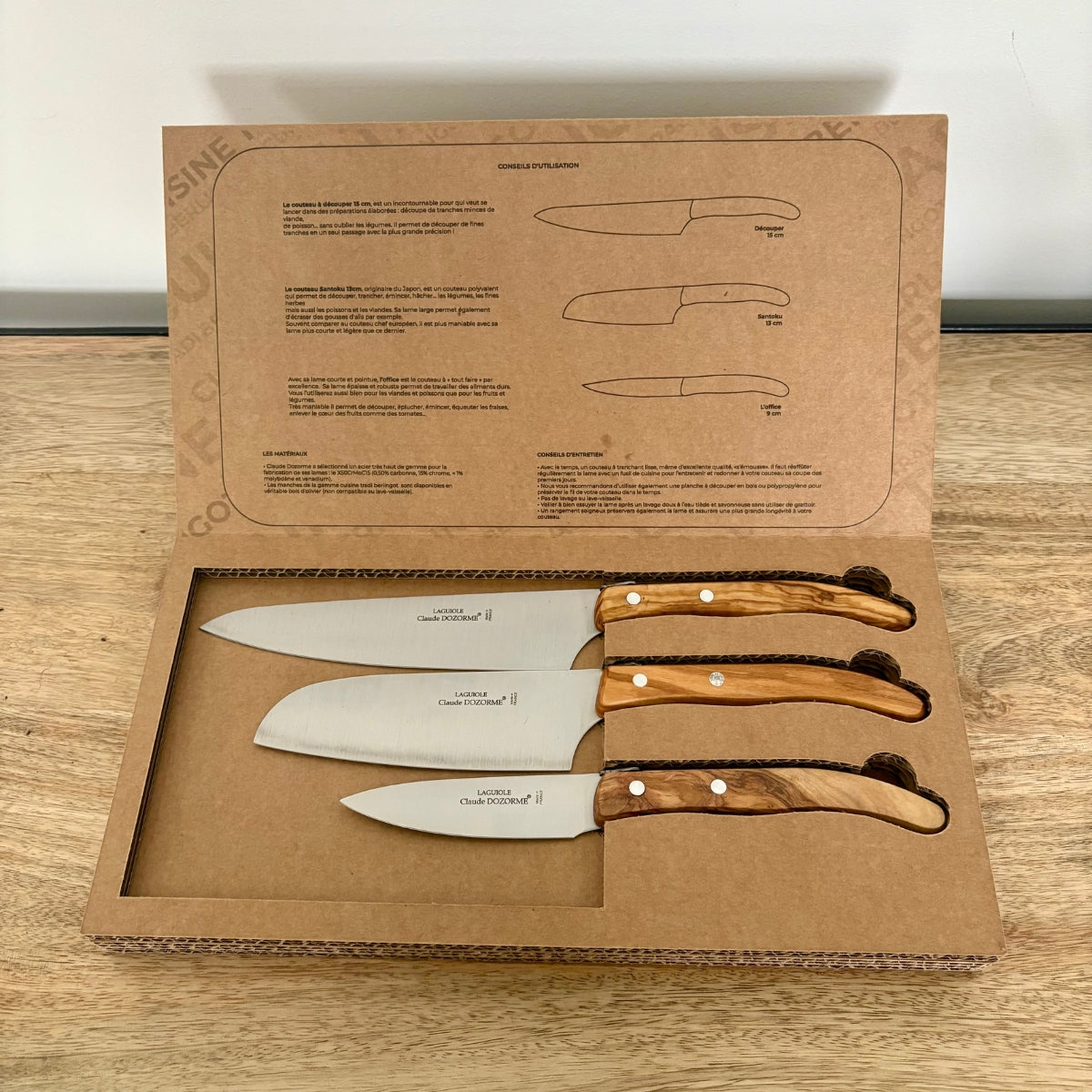 Coffret de 3 couteaux La Petite Cuisine Berlingot en Olivier - CLAUDE DOZORME