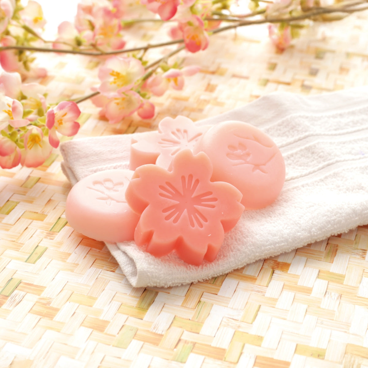 Kit 4 Savons Fleur de Cerisier – DIY Créatif