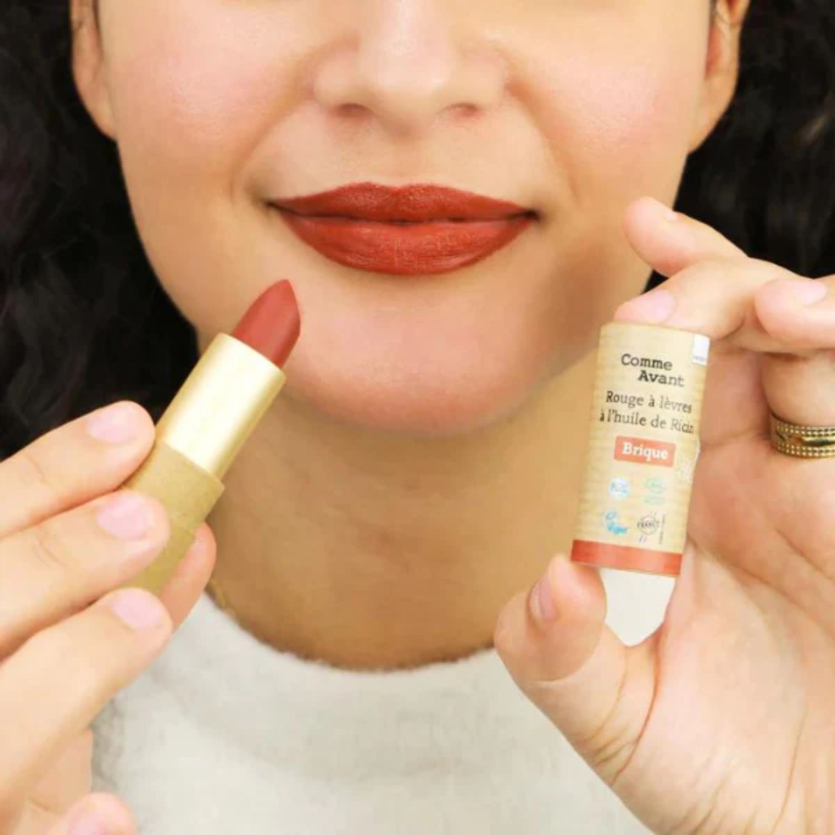 Rouge à lèvre à l'huile de ricin - brique