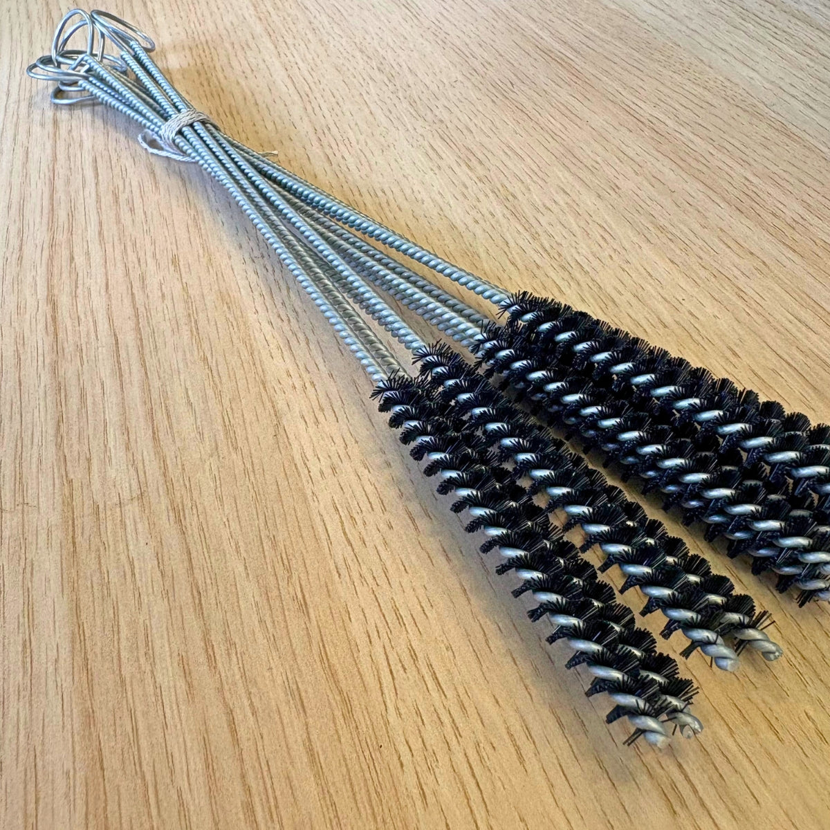 Goupillon de nettoyage - Tire cheveux pour lavabo
