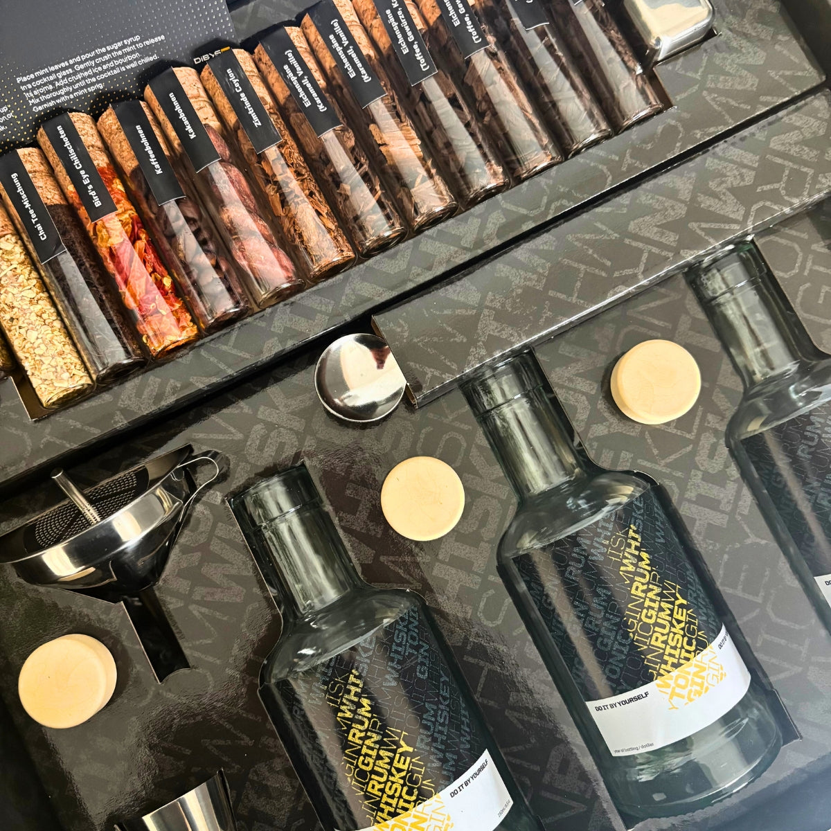 Coffret XL : Fabrication de whisky avec épices et accessoires cocktails