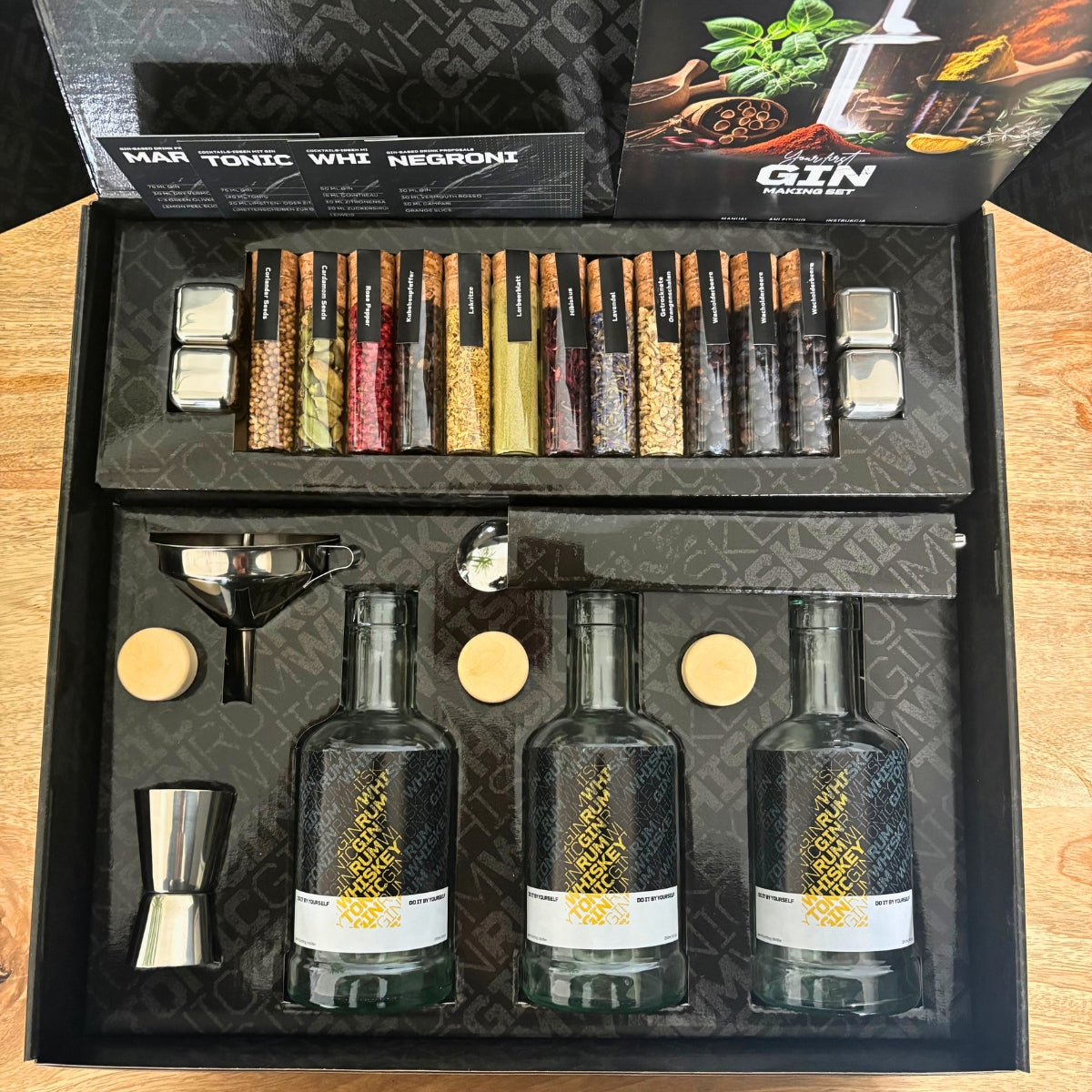 Coffret XL : Fabrication de GIN avec épices et accessoires cocktails