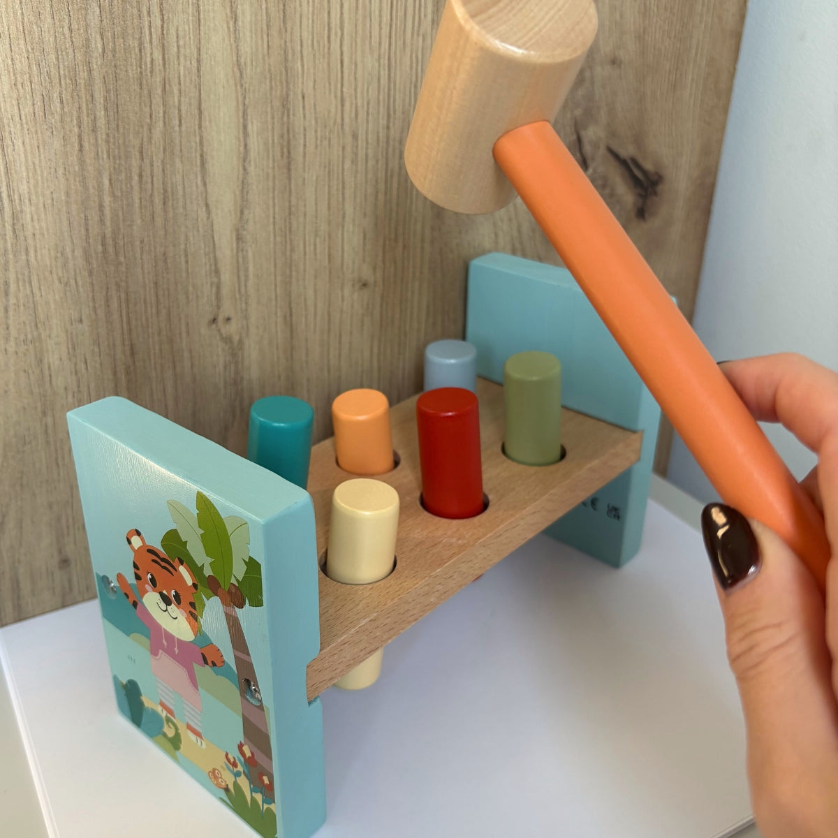 Banc à marteler « Jungle Friends » – Jeu de motricité en bois FSC
