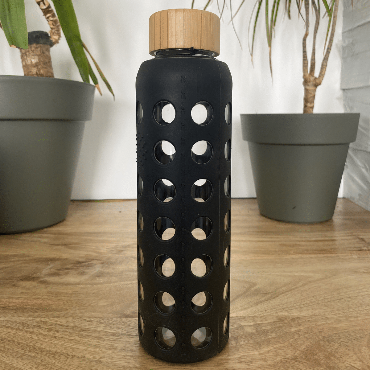 Gourde en verre avec housse en silicone