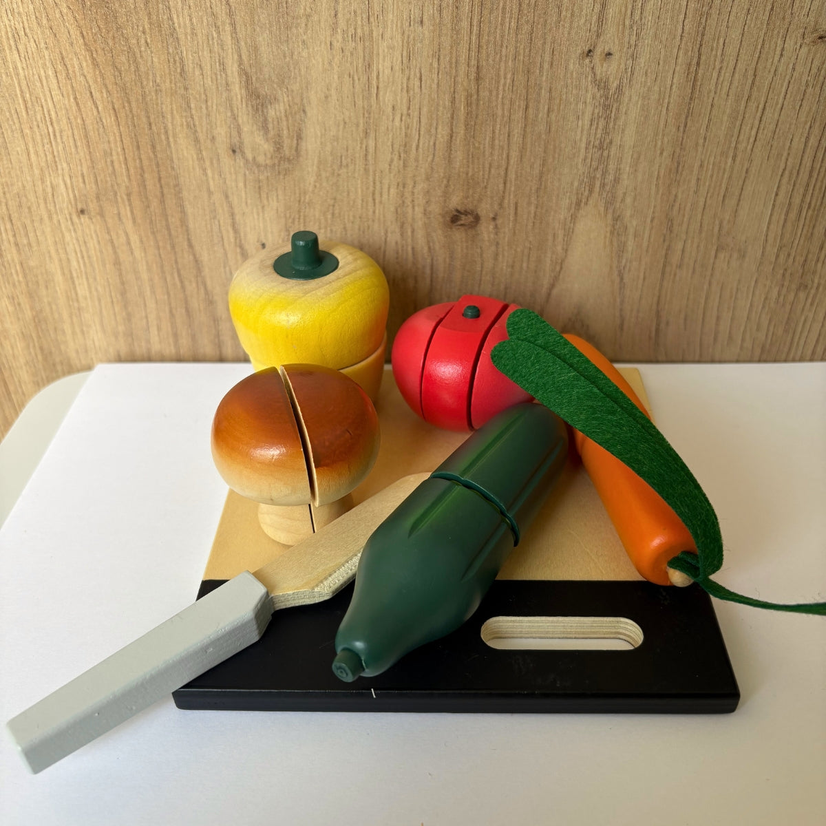Set de fruits et légumes à découper
