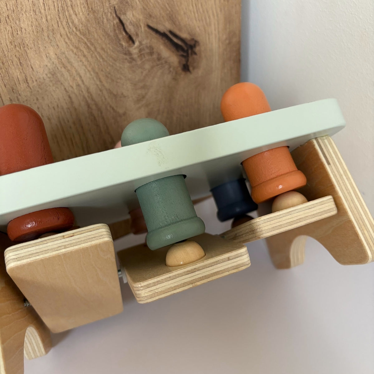 Banc à marteler « Safari » en bois