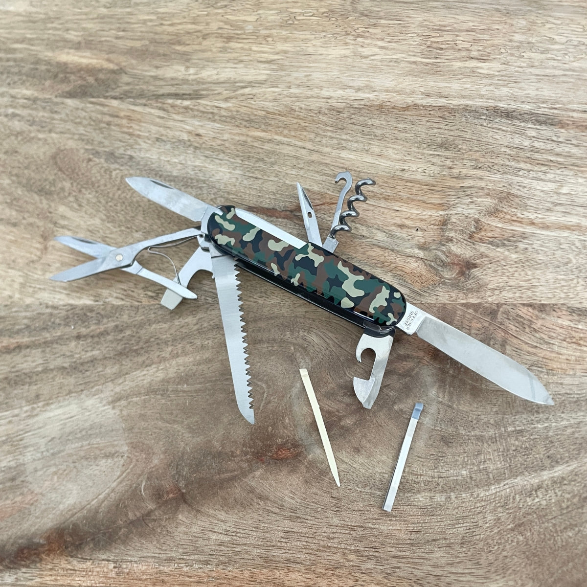Couteau suisse Huntsman Camouflage - Victorinox