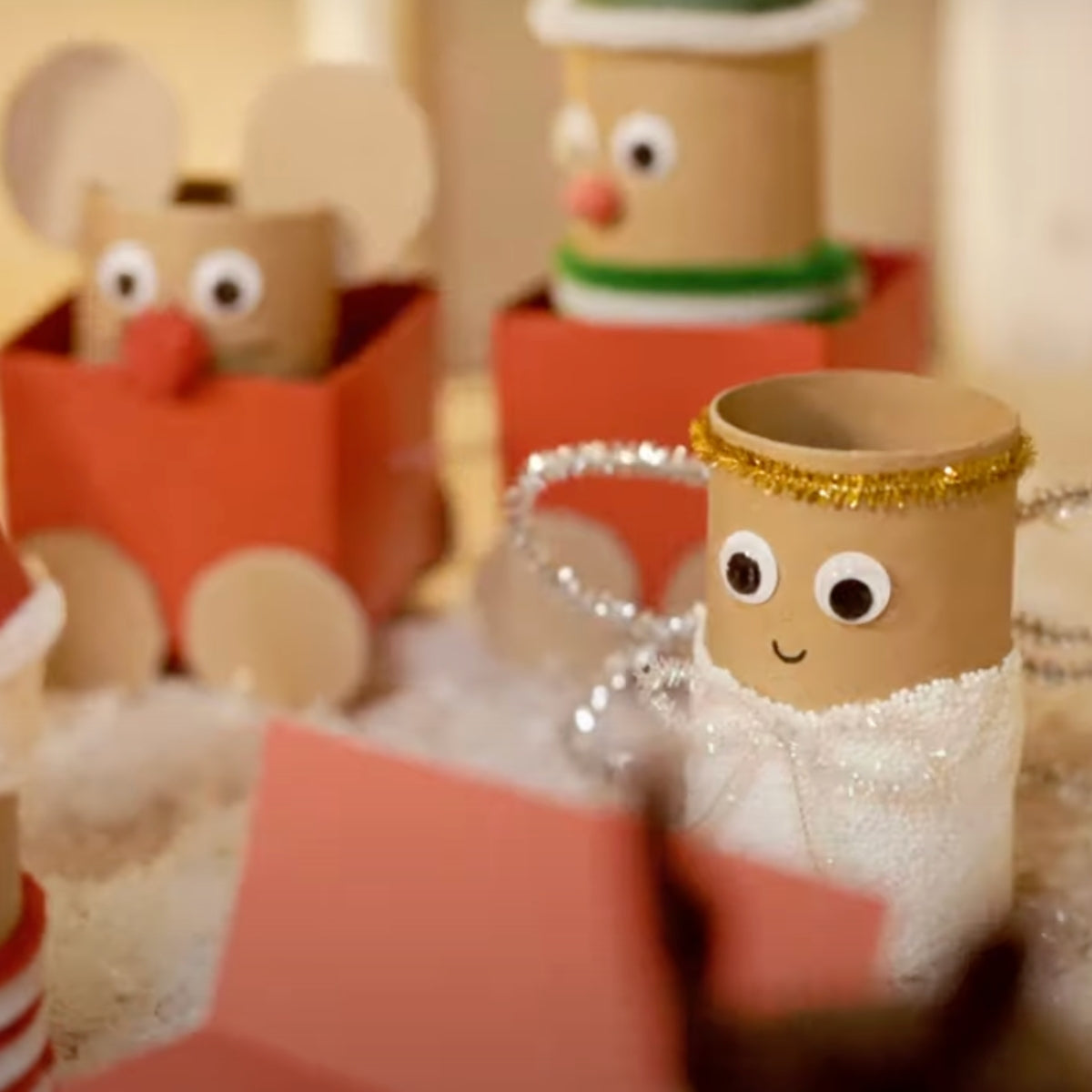 DIY Calendrier de l'Avent enfant - Recyclage 24 projets créatifs