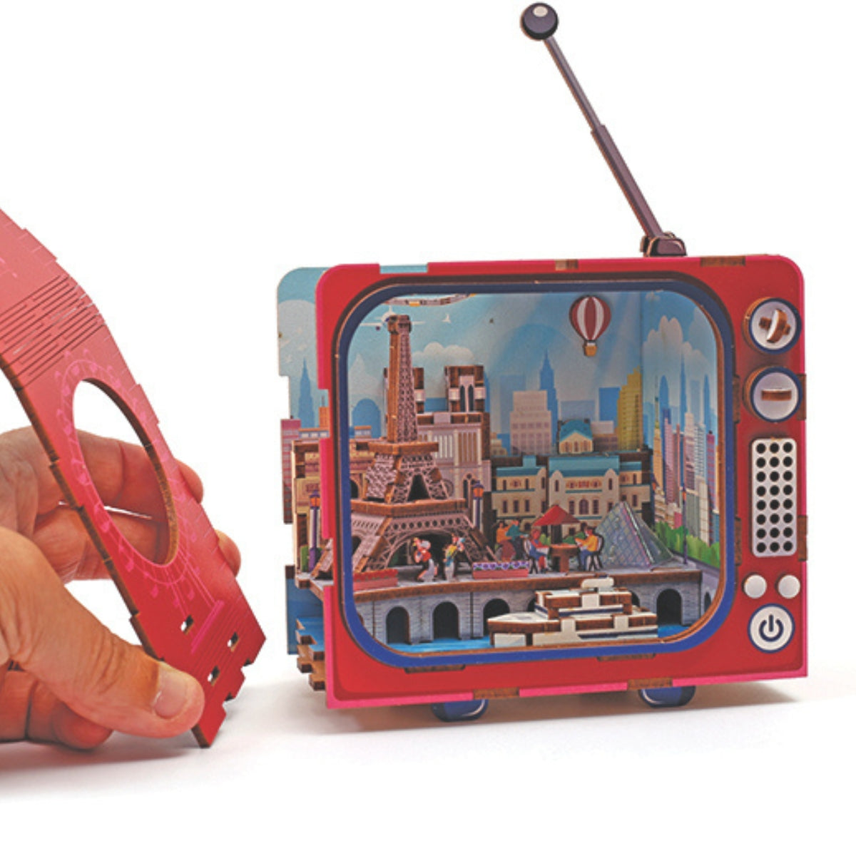 Maquette 3D Bois TV Paris | Kit Modélisme Miniature à Construire