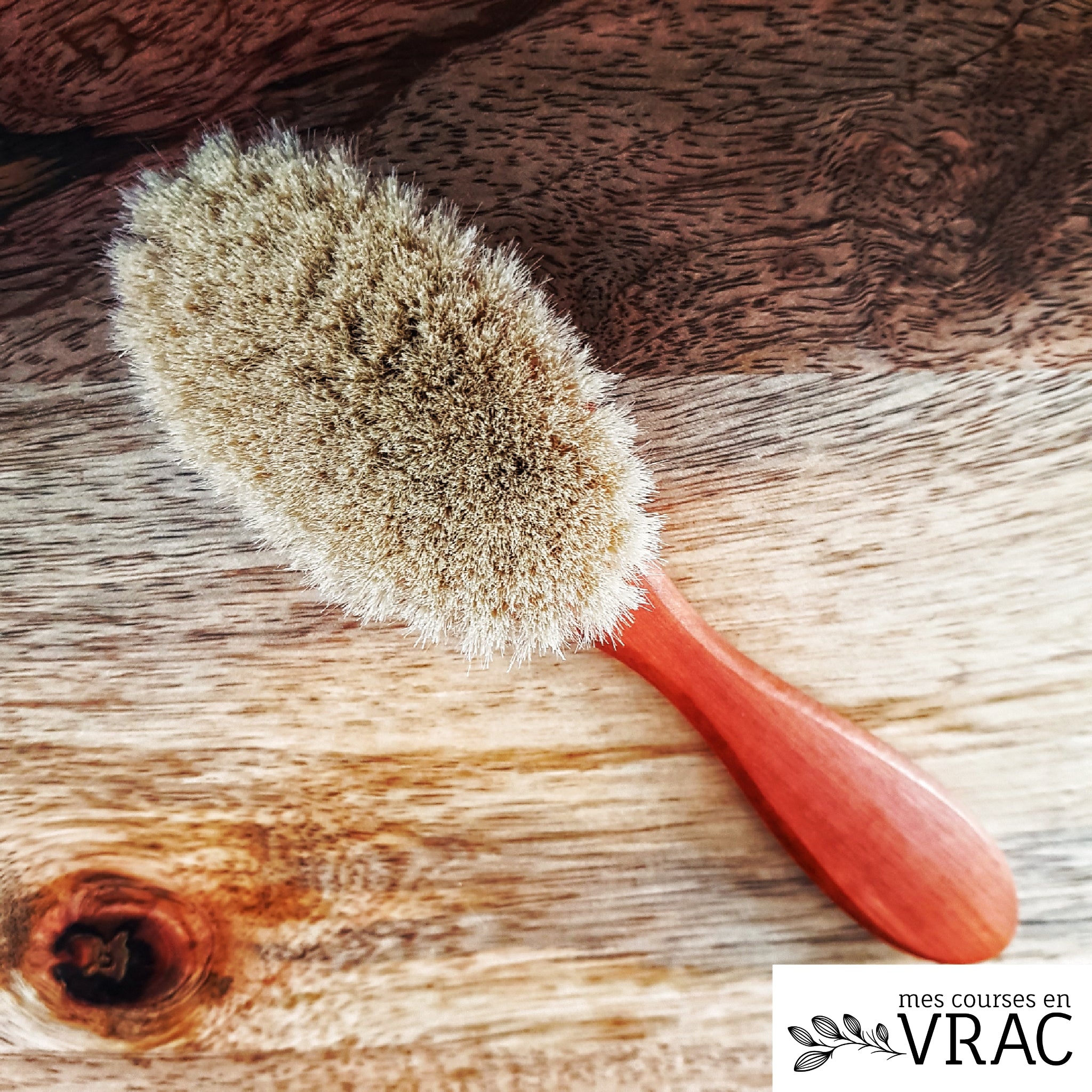 Brosse à cheveux pour bébé