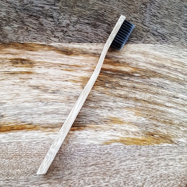Brosse à dents en bambou compostable