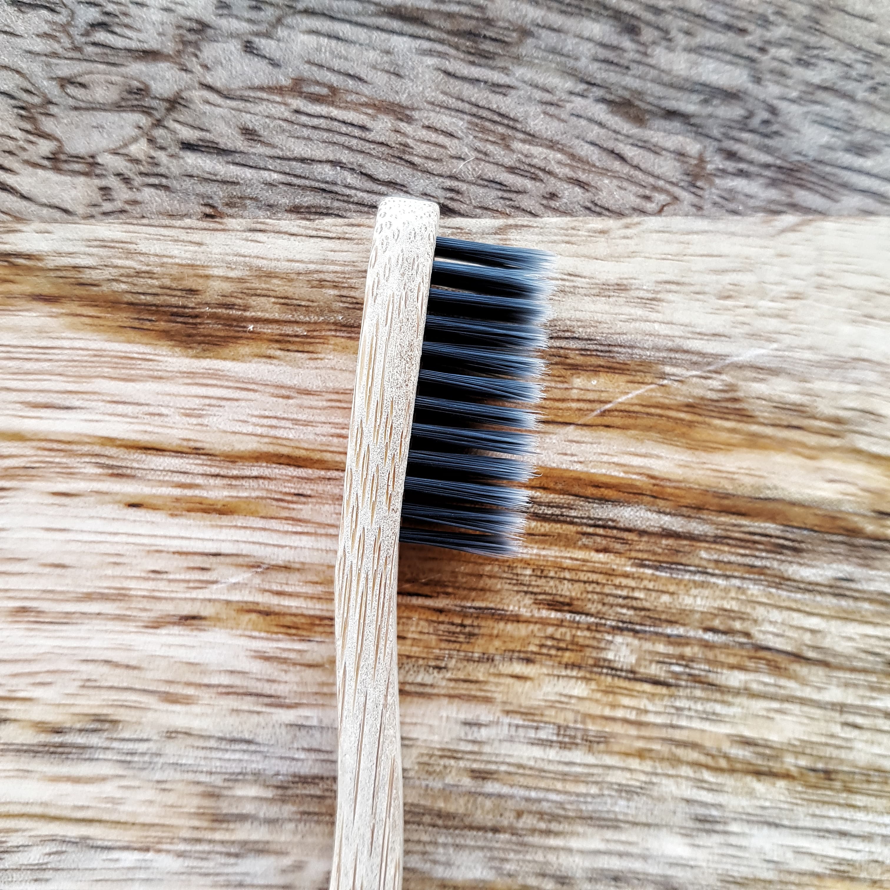 Brosse à dents en bambou compostable