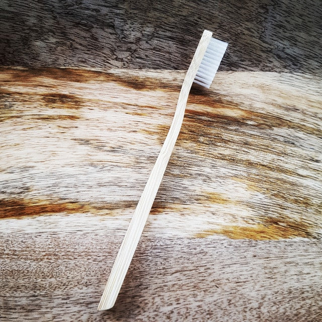 Brosse à dents en bambou compostable