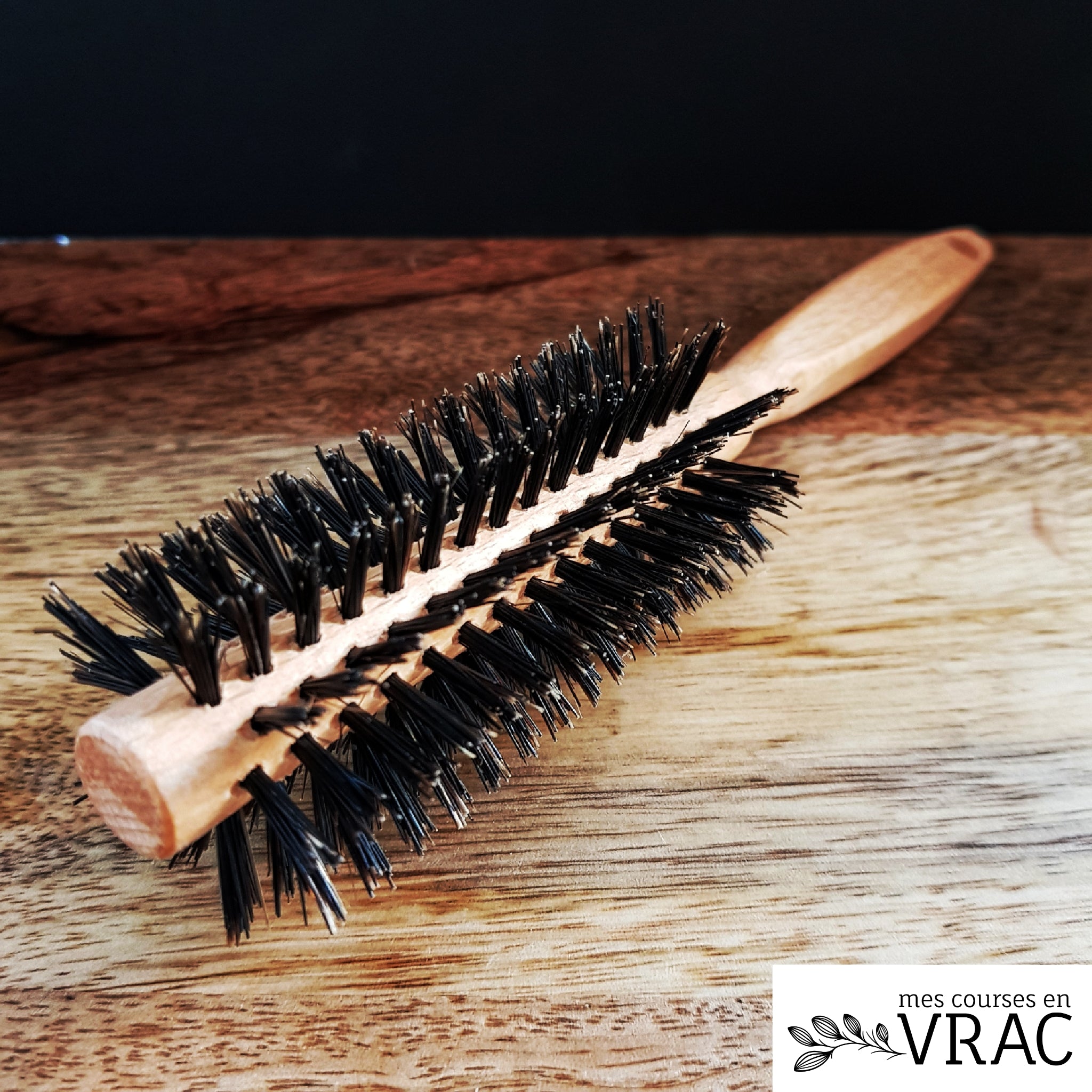 Brosse à cheveux ronde en poils de sanglier