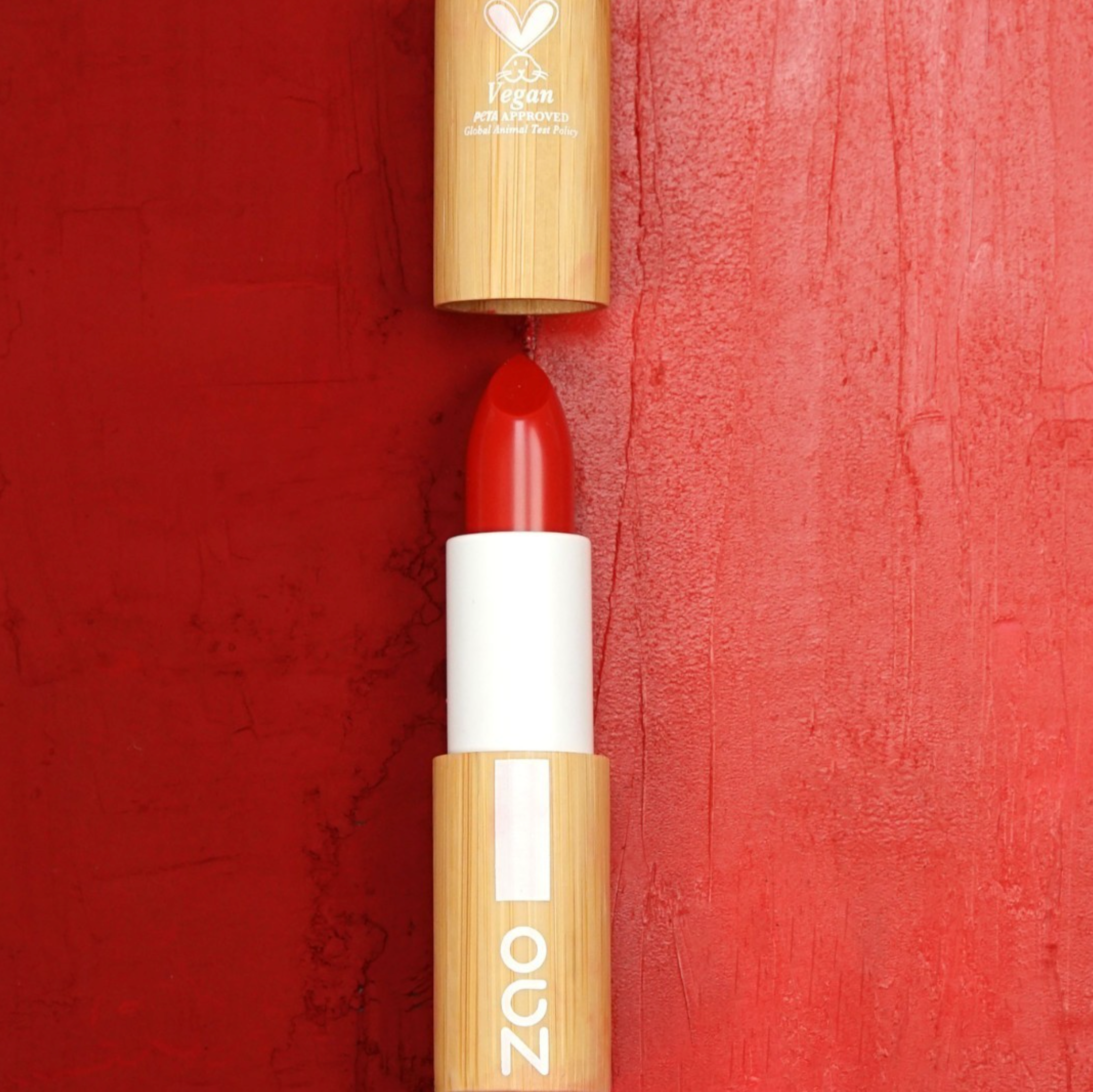 Rouge à lèvres Audacieux 420 - Le rouge
