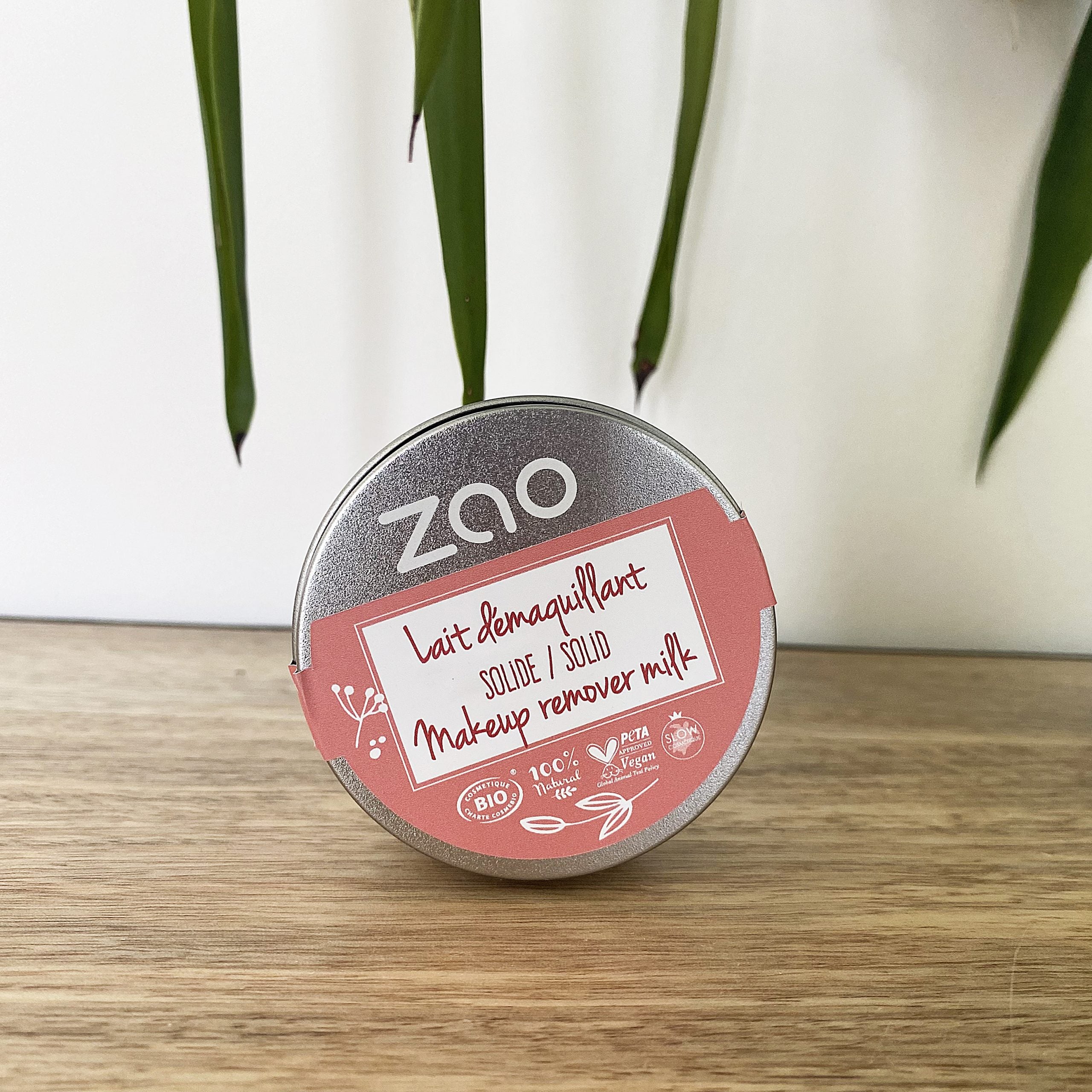 Lait démaquillant solide rechargeable