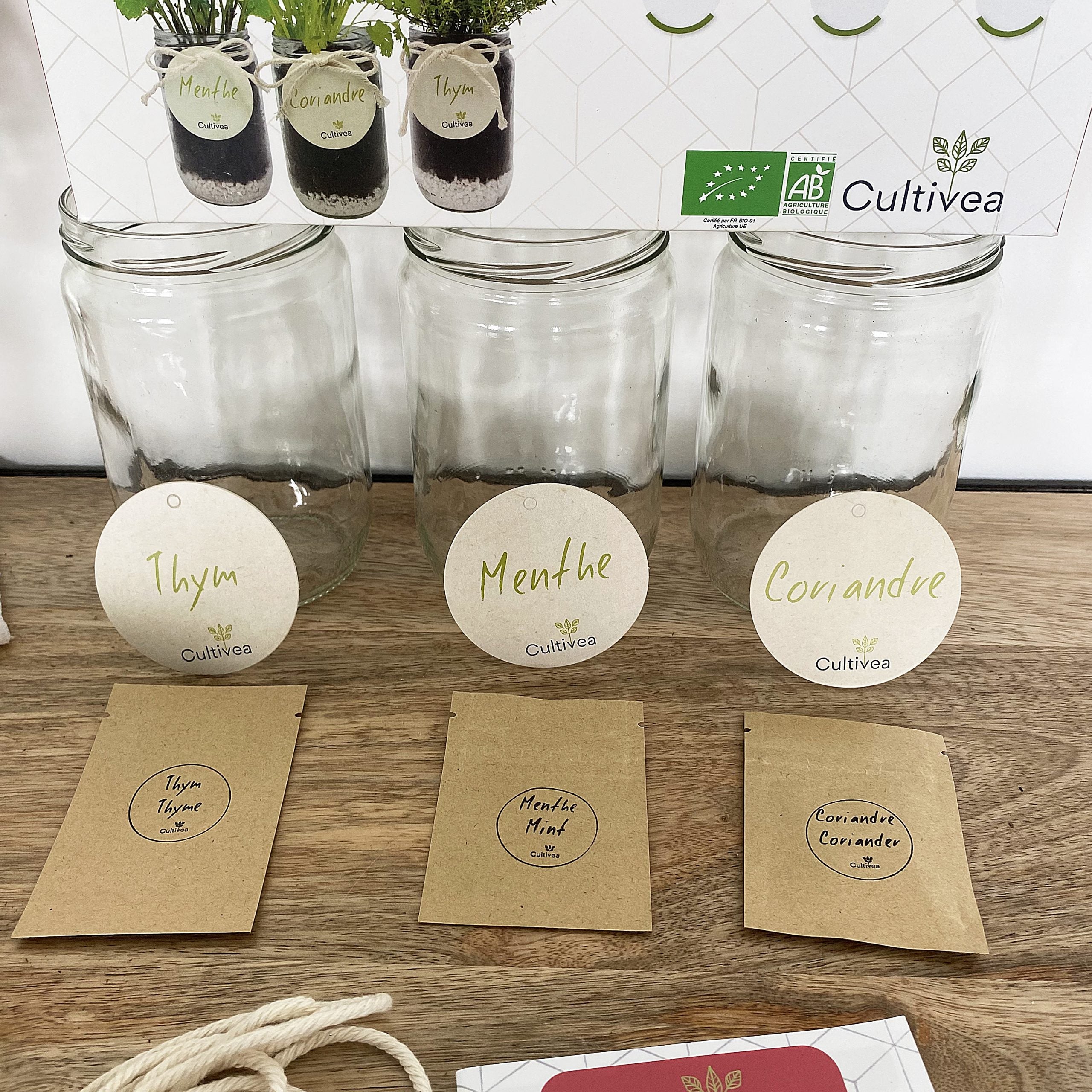 Kit d’herbes aromatiques BIO – (Menthe, Coriandre, Thym)