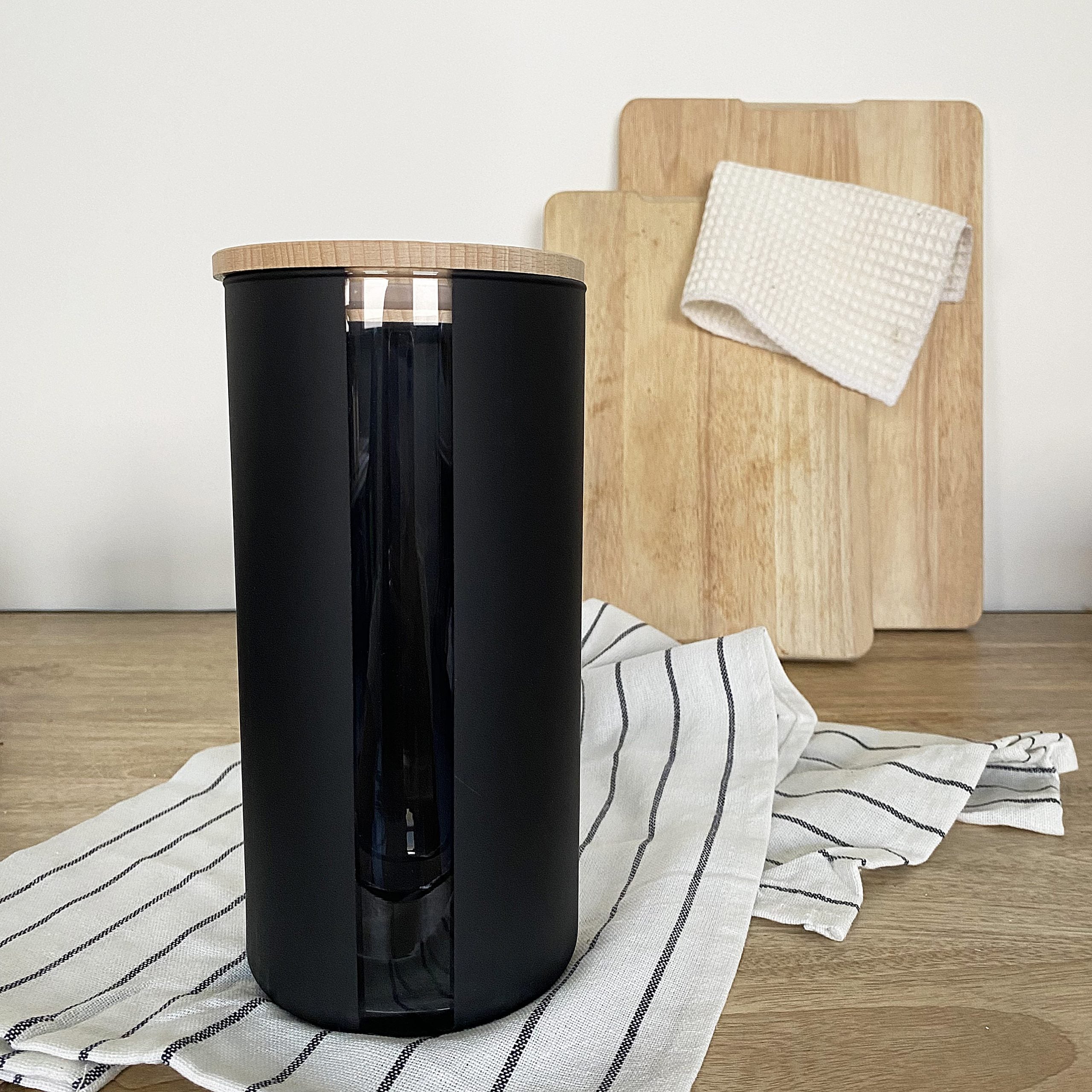Bocaux en verre noir avec bouchon en bois de hêtre