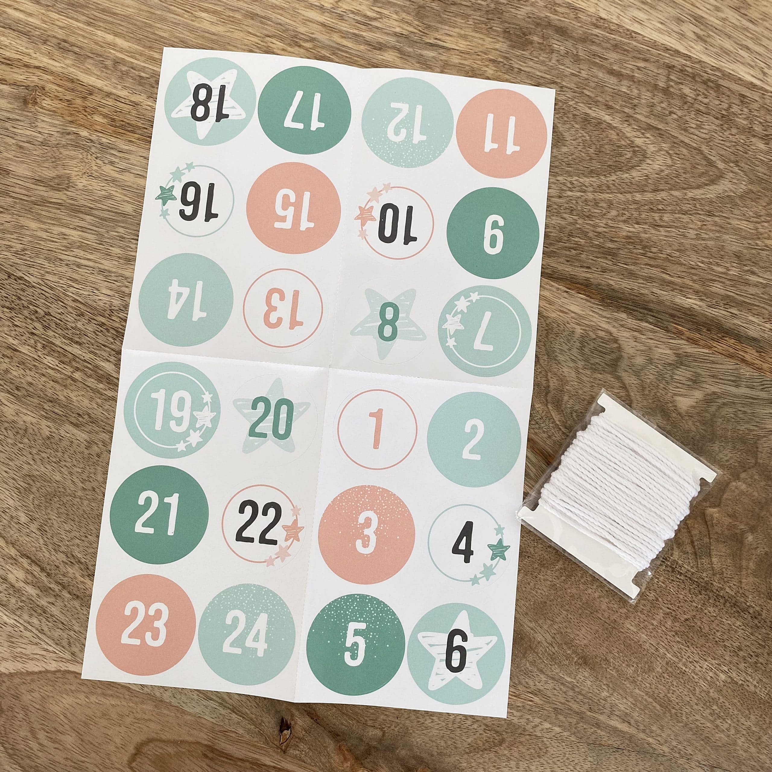 Kit pour faire son propre calendrier de l'avent en kraft