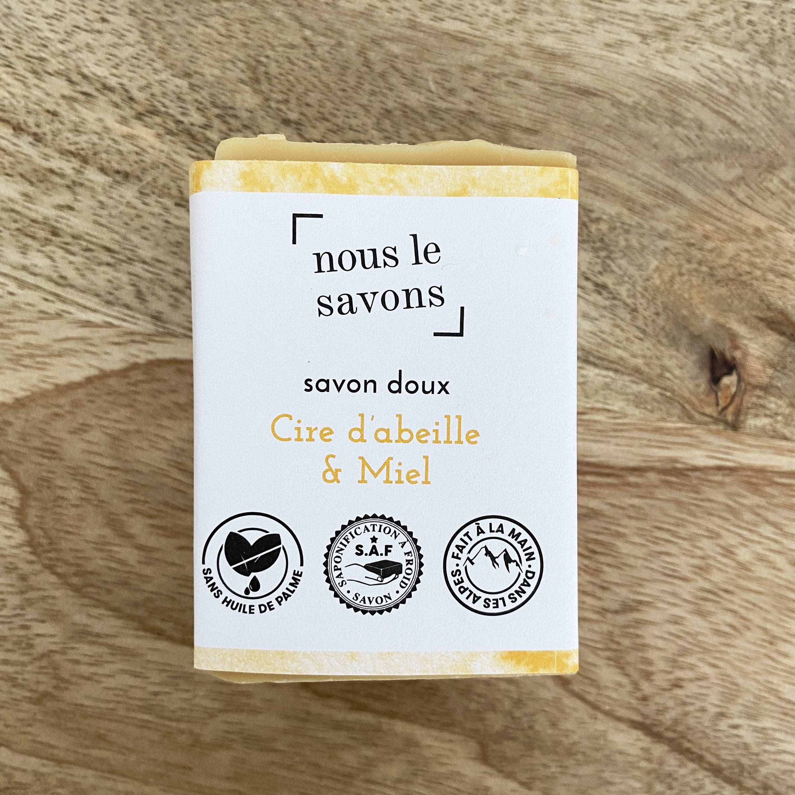 Savon doux cire d'abeille et miel