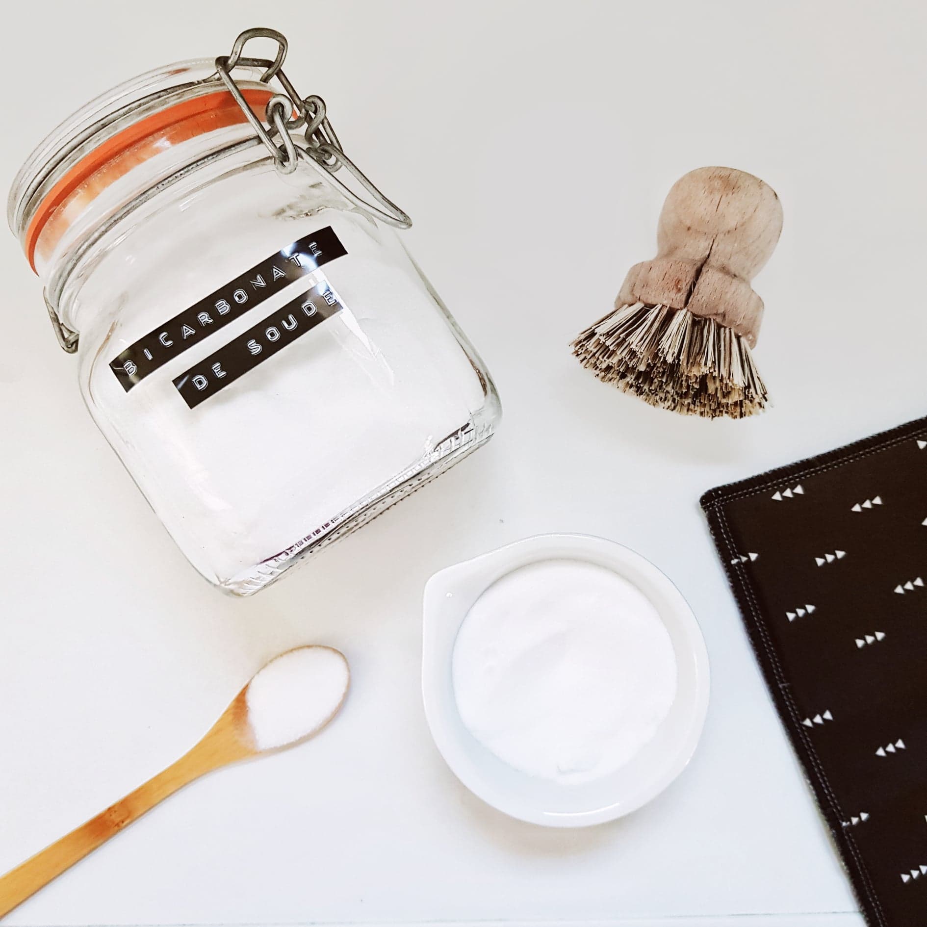 KIT | Fabrique tes produits d'entretien maison