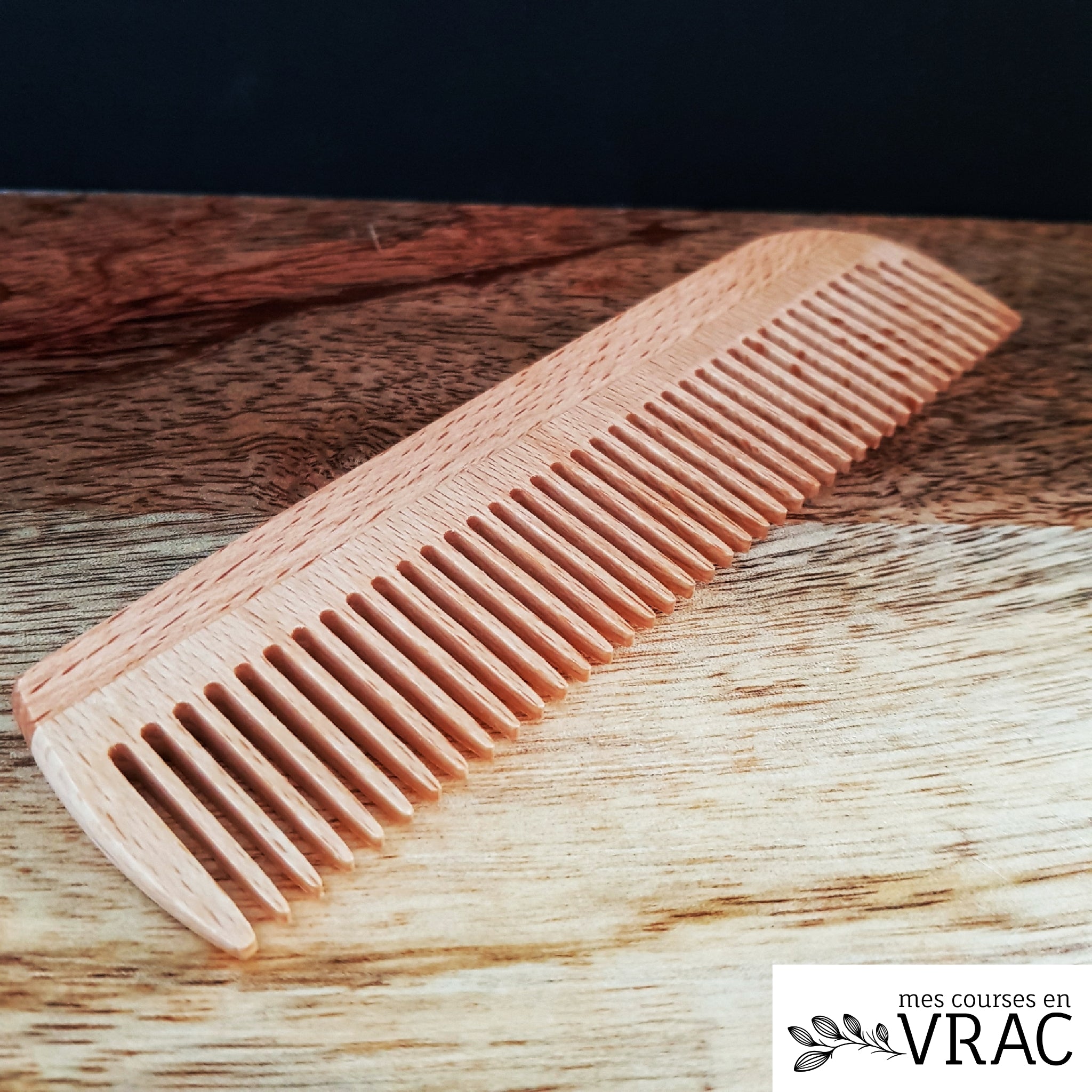 Peigne de poche en bois