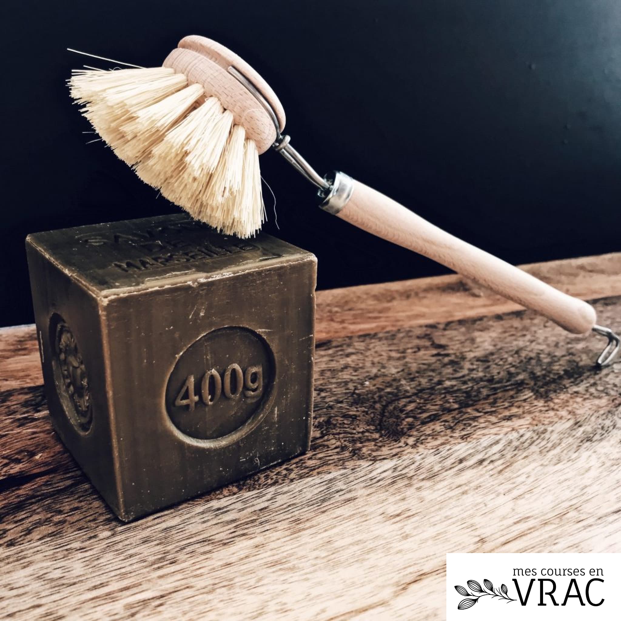 Brosse vaisselle à tête rechargeable