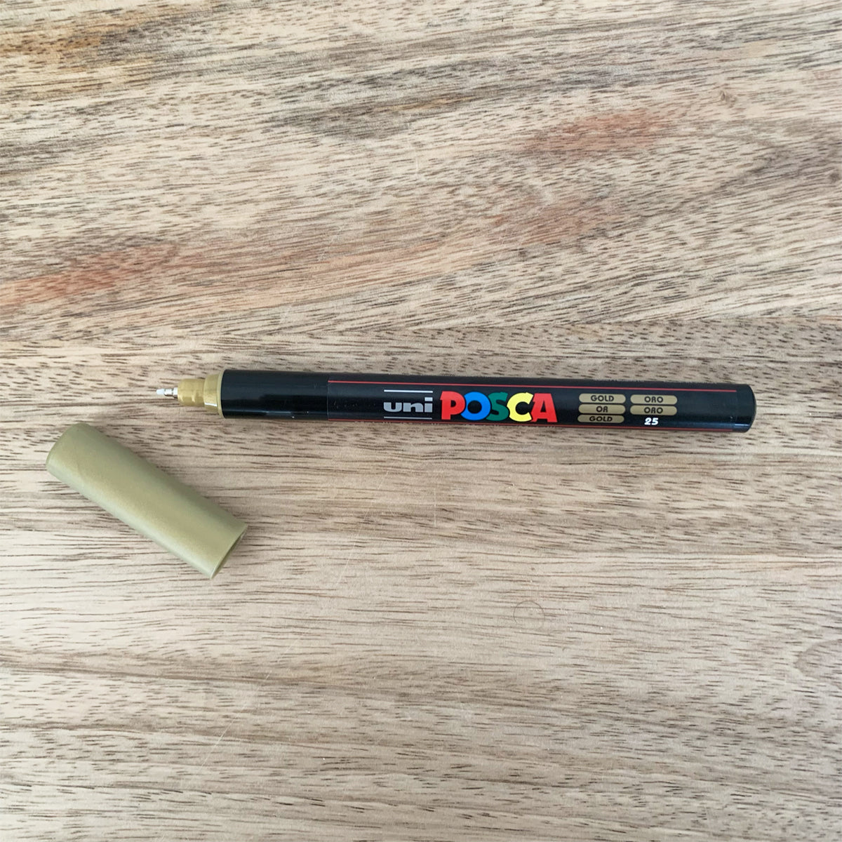 Marqueur POSCA or pointe fine