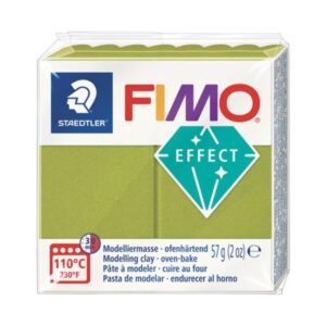 Pâte fimo vert métallisé dans son emballage