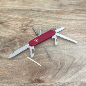 Couteau suisse Camper Red
